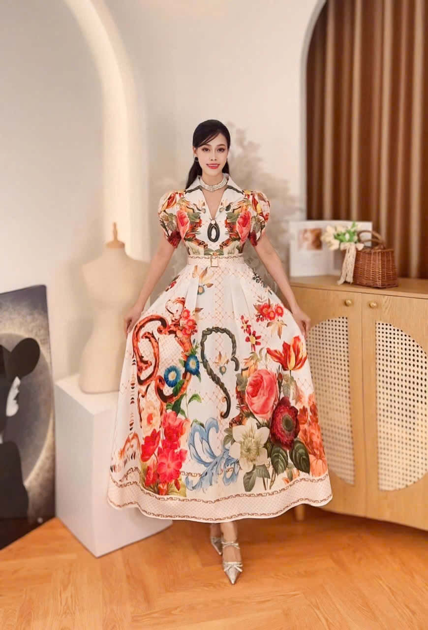 Vietnamese Baroque maxi dress puffsleeve Mango silk fabric Elegant Tita Attire, Semi formal , party, evening and Church Maxi Dress from Vietnam, freesize that fits Medium to XL Frame