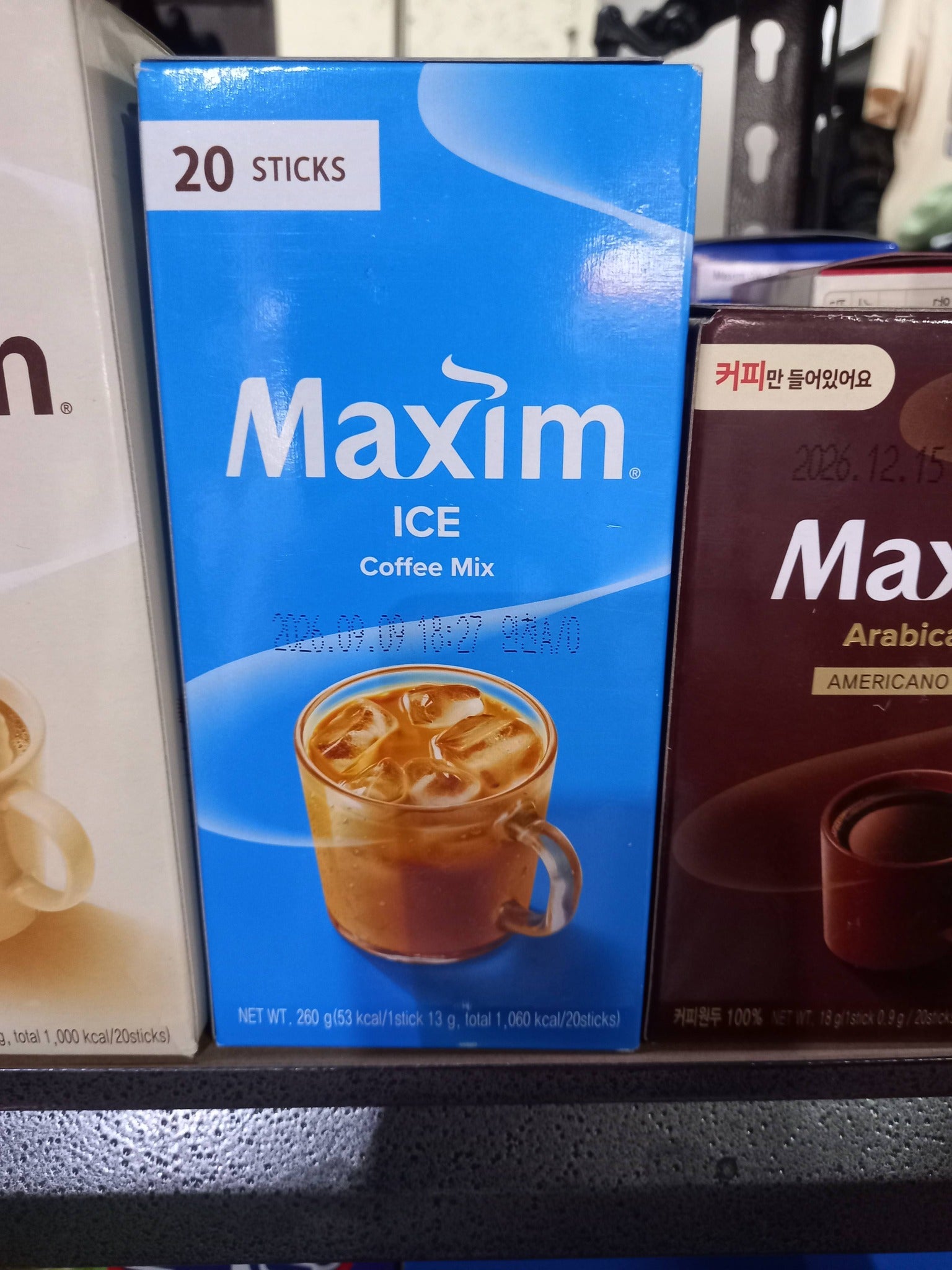 Maxim Kanu Ice Coffee Mix - Korean Instant Iced Coffee (20 Sticks)