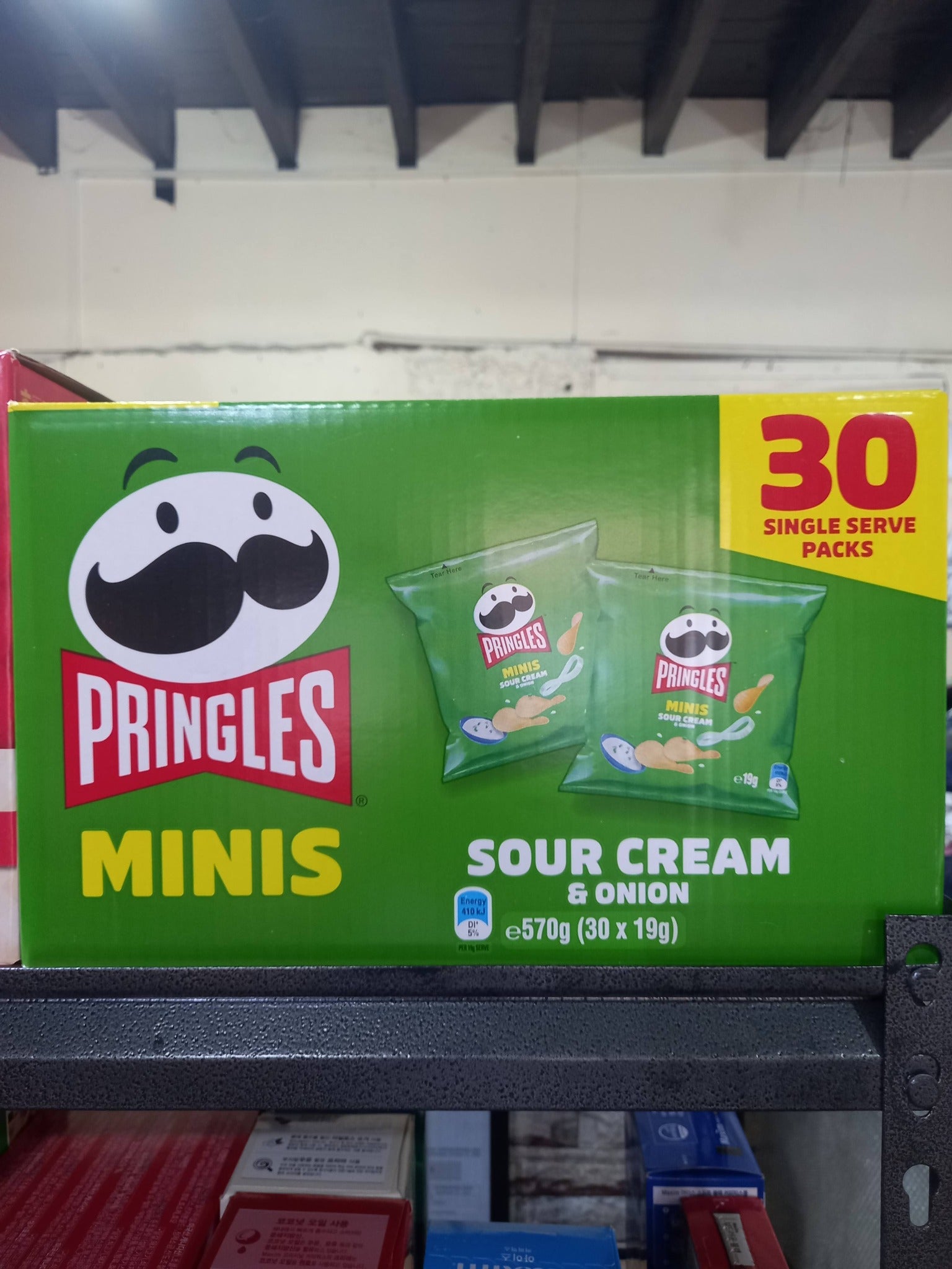 Pringles Minis Sour Cream & Onion (30-Pack) - 19g Single Serve Snack