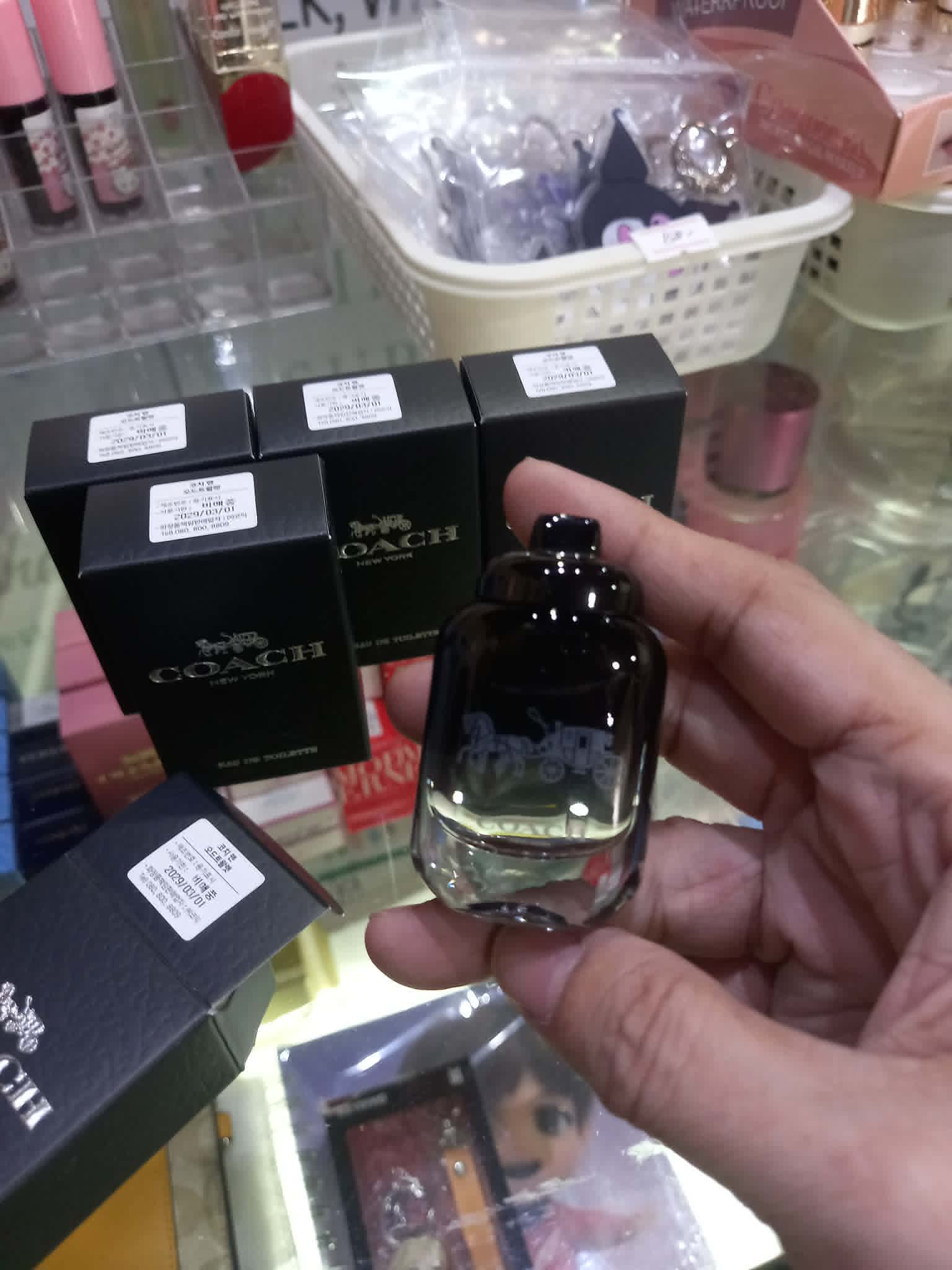 Coach New York Eau de Toilette Mini - Pocket-Sized Luxury Fragrance (4.5ml)