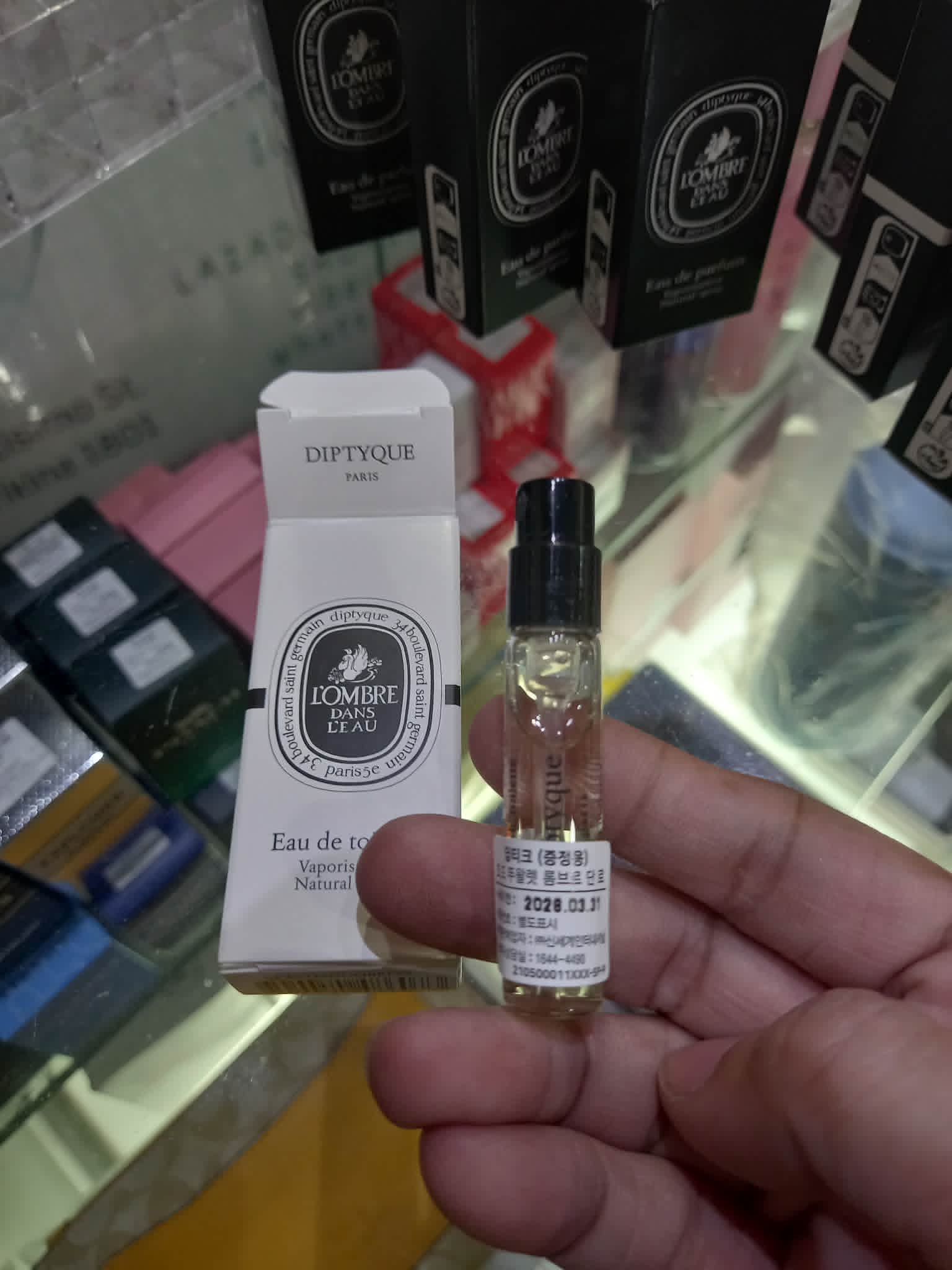 Diptyque L'Ombre Dans L'Eau Eau de Toilette Mini Sample - 2ml Travel Spray